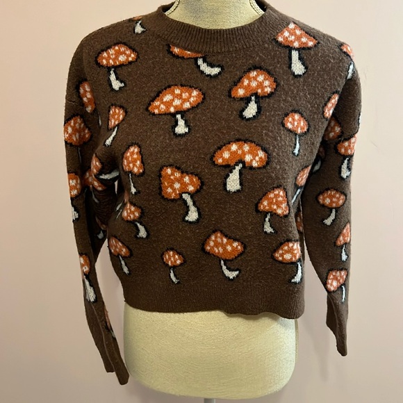 mushroom sweater size L - Picture 2 of 6